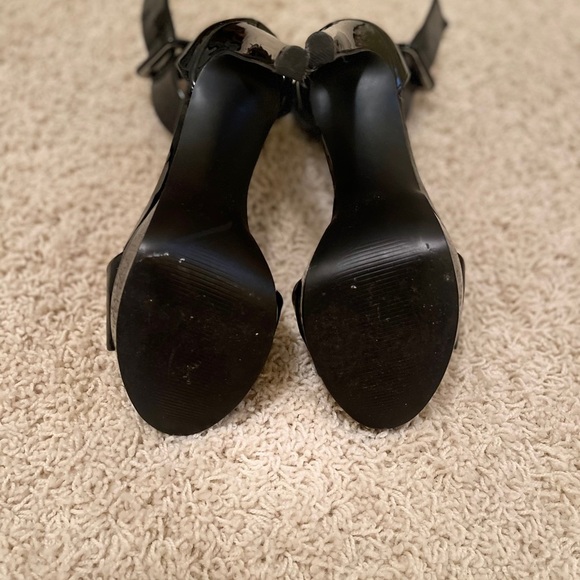 Steve Madden - Picture 1 of 2